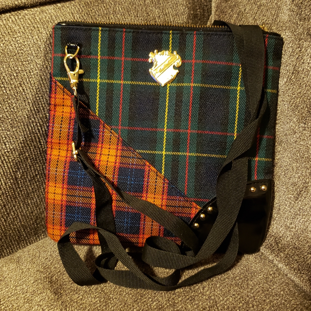 Mac Crossbody